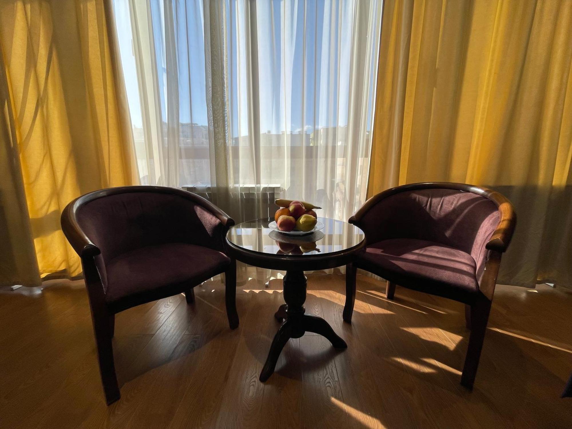 Apartment In Yerevan City Center Republic Square Self Check-In Bagian luar foto