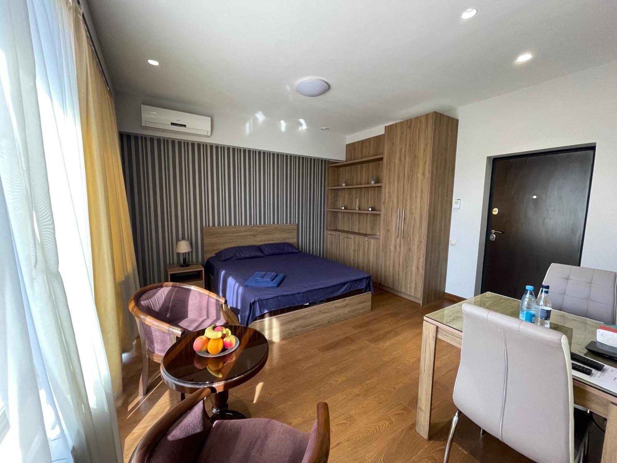 Apartment In Yerevan City Center Republic Square Self Check-In Bagian luar foto